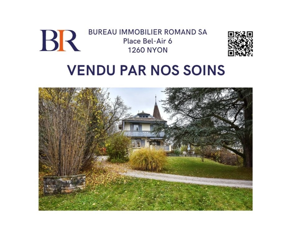 Belle propriété des années 30, proche de toutes commodités.