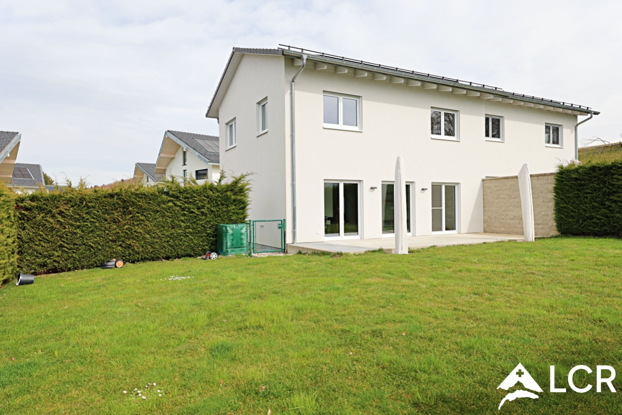 Magnifique villa de 5,5 pièces avec jardin