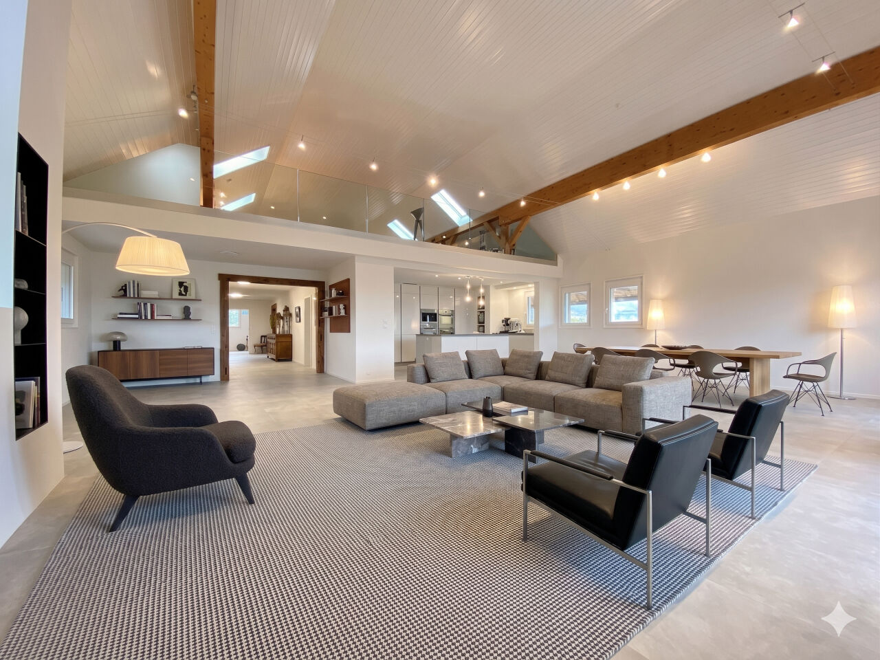 Splendide duplex  de 6,5 pièces en attique - Vue sur le Mont-Blanc - 10 minutes de Nyon — Foto 1 von 13