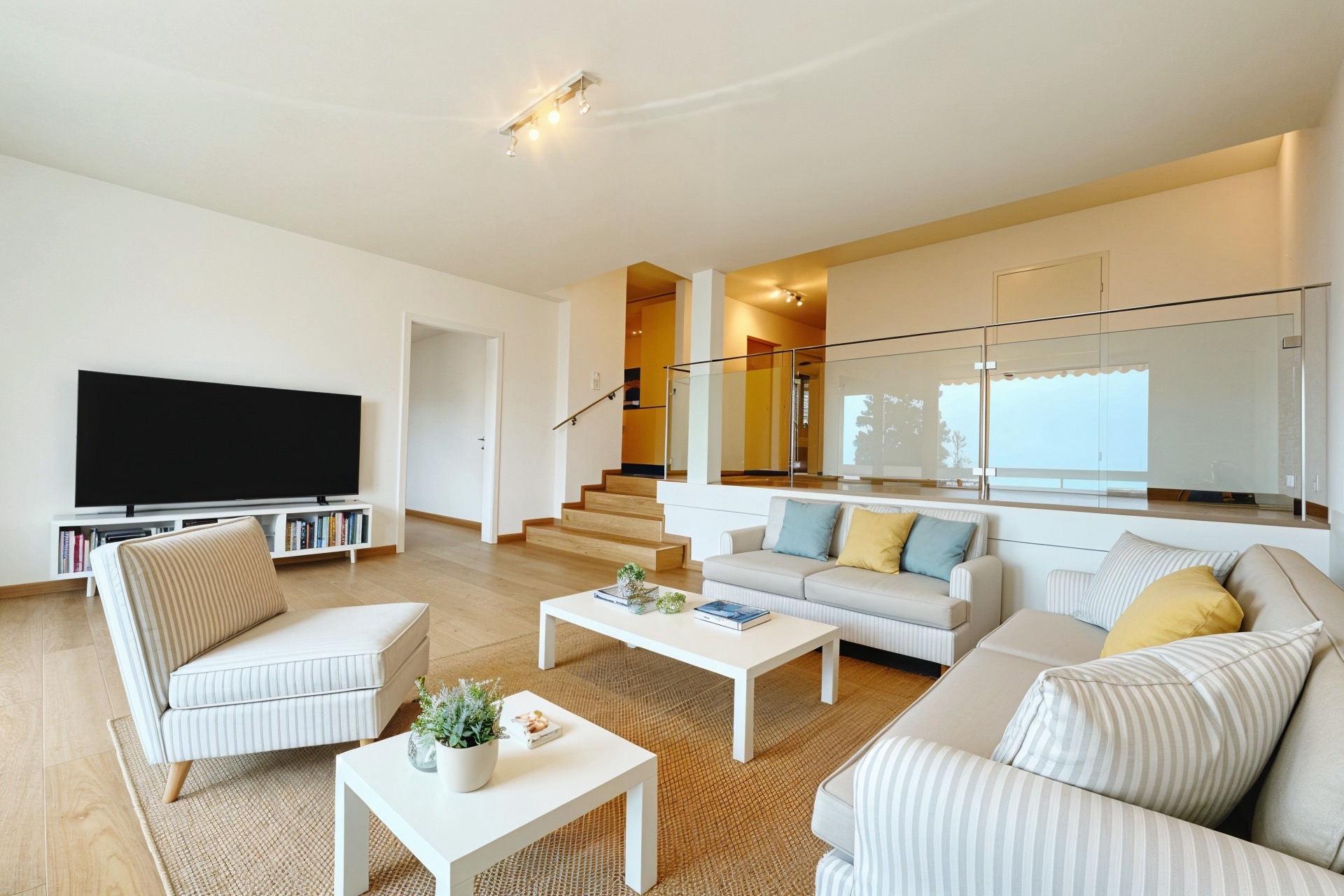 Splendide appartement rénové / 4.5 p / Terrasse / Vue lac et montagnes