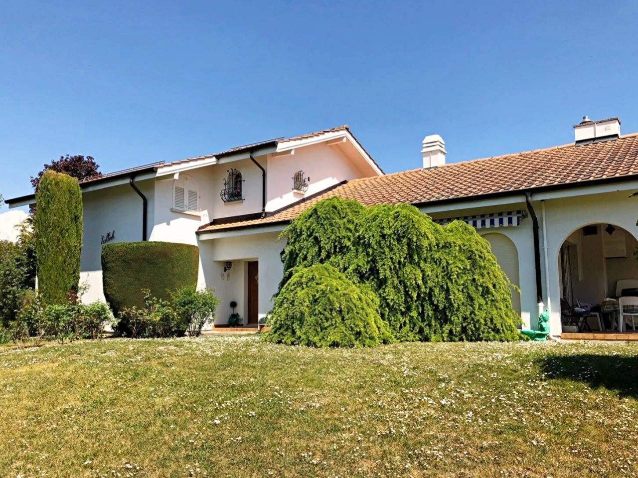 Charmante villa 8.5p / 5 chambres / Grand jardin