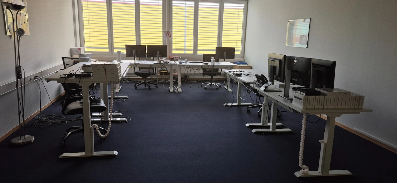 Grand bureau à Montagny