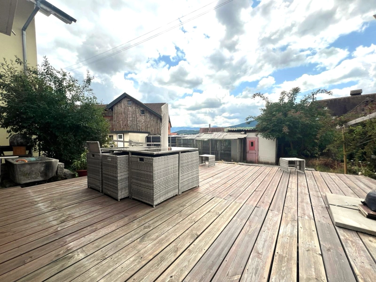 Belle maison de 5 pièces / 3 CHB / 2 SDB / Jardin / Terrasse et Balcon