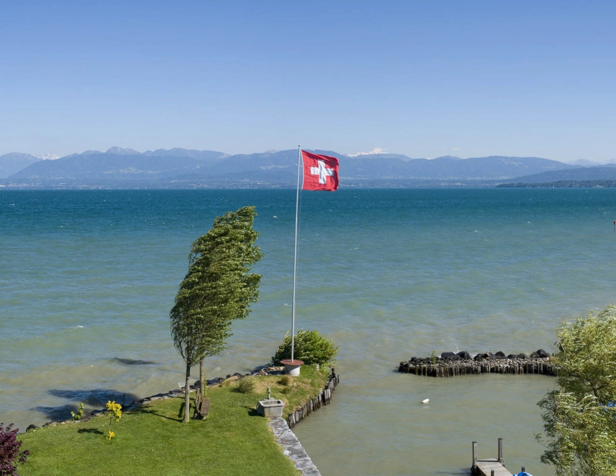Superbe chambre meublée à Dully - Courte durée