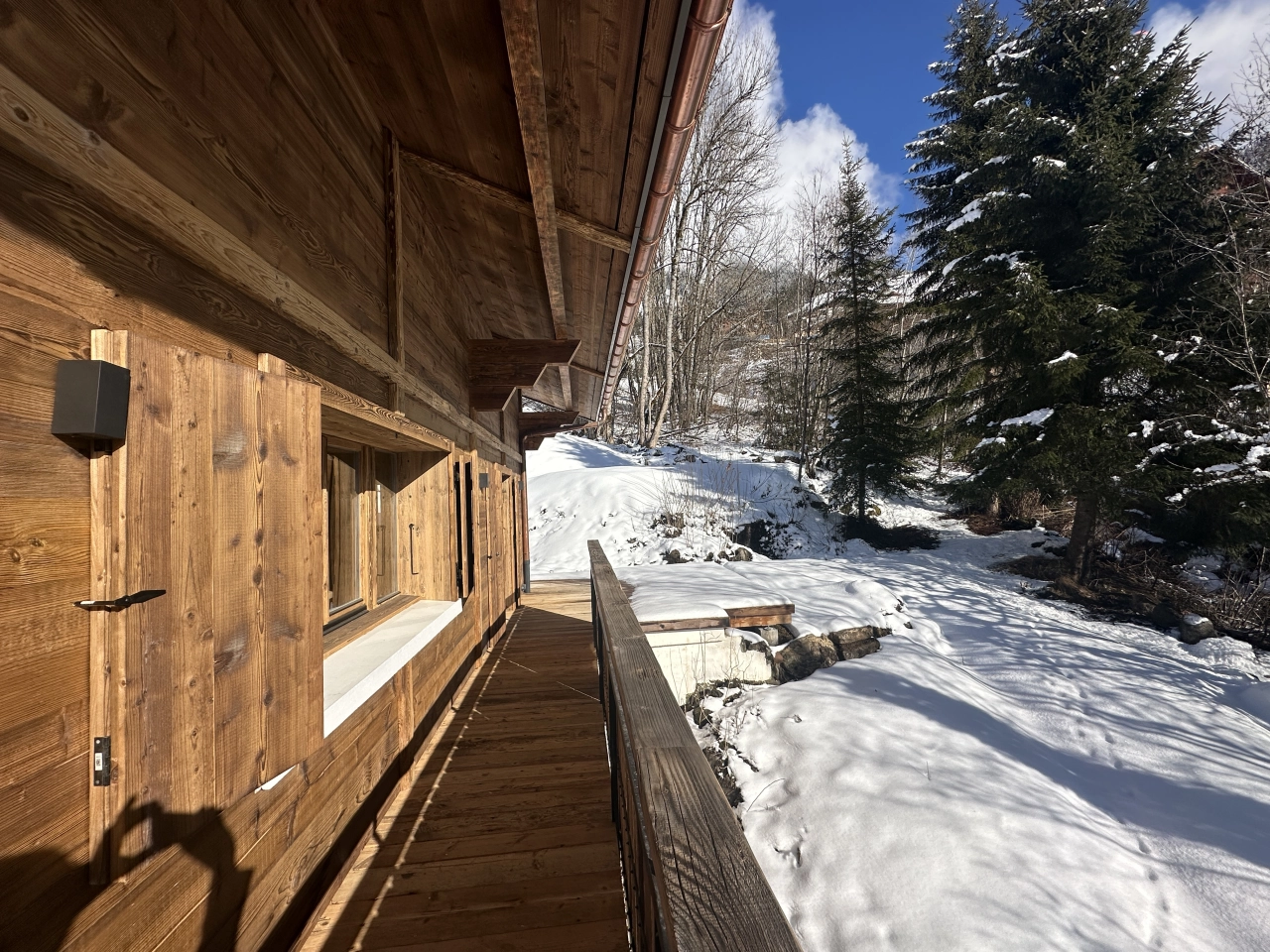 Magnifique chalet de luxe de 7p et 5 chambres / jardin et vue montagnes