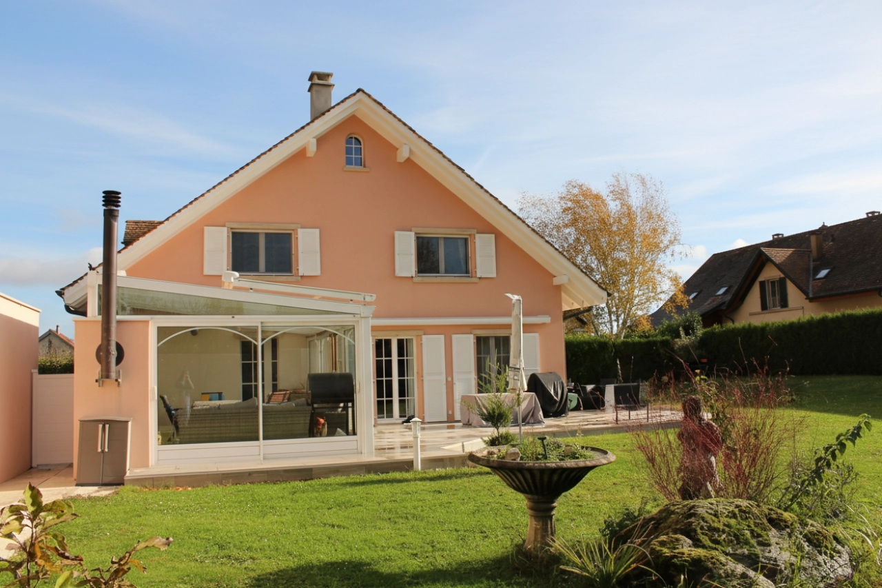 À louer – Superbe villa jumelle 7.5 pièces au cœur de Féchy