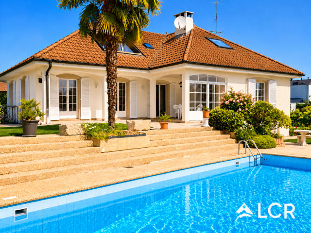 Magnifique maison familiale 8,5p / Jardin avec piscine et appartement indépendant