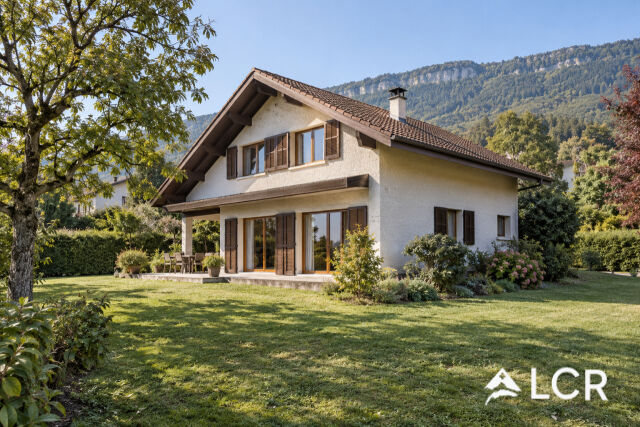 Belle maison OFF MARKET - 4 chambres et 1 bureau - Jardin arboré