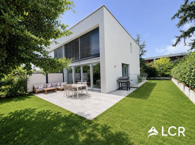 Maison 6 pièces à louer à Thônex